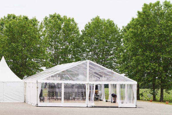 Chapiteau 10 × 20 m