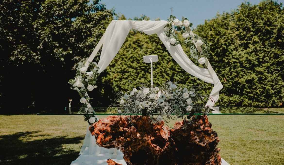 Décoration — arche florale